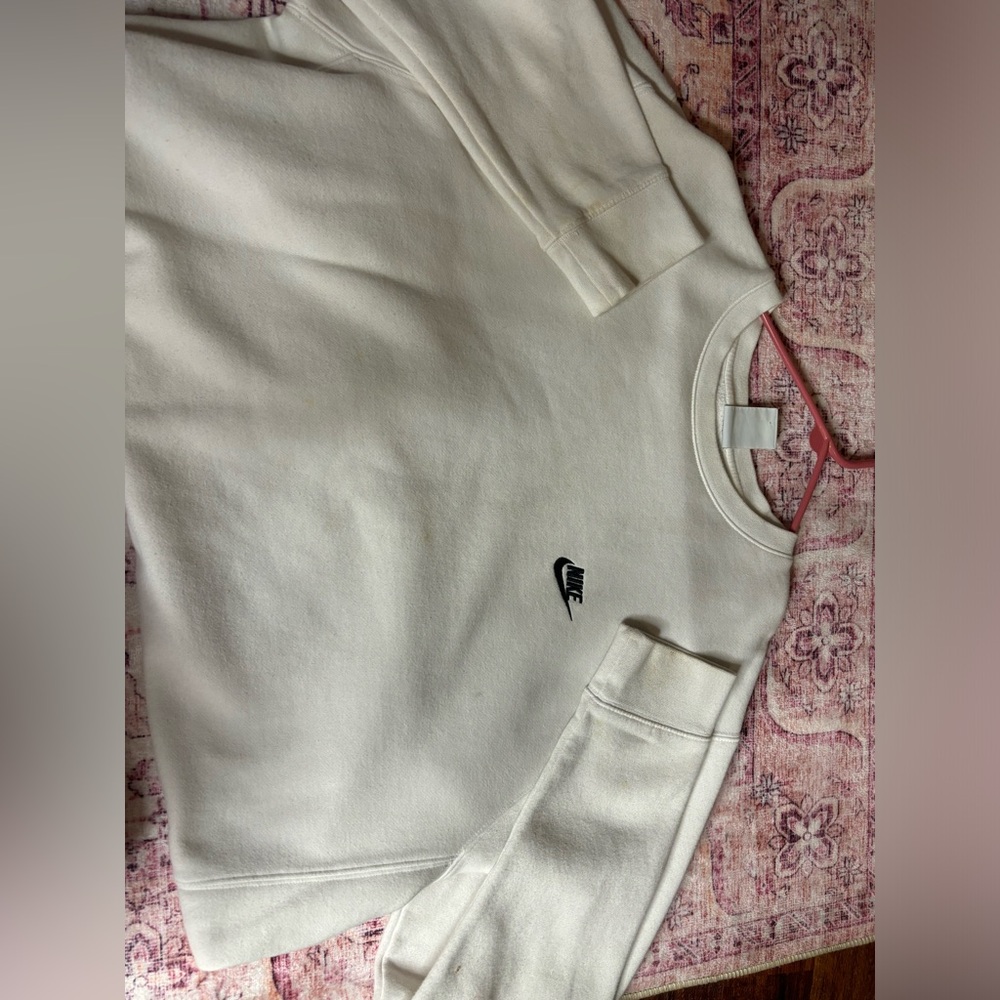White Nike Crew Neck